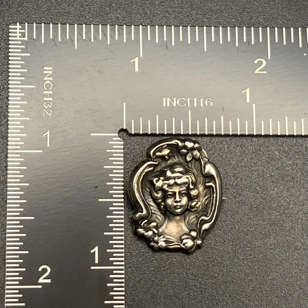 Vintage Art Nouveau Pin Sterling Silver Front Lady Portrait Floral Small Antique